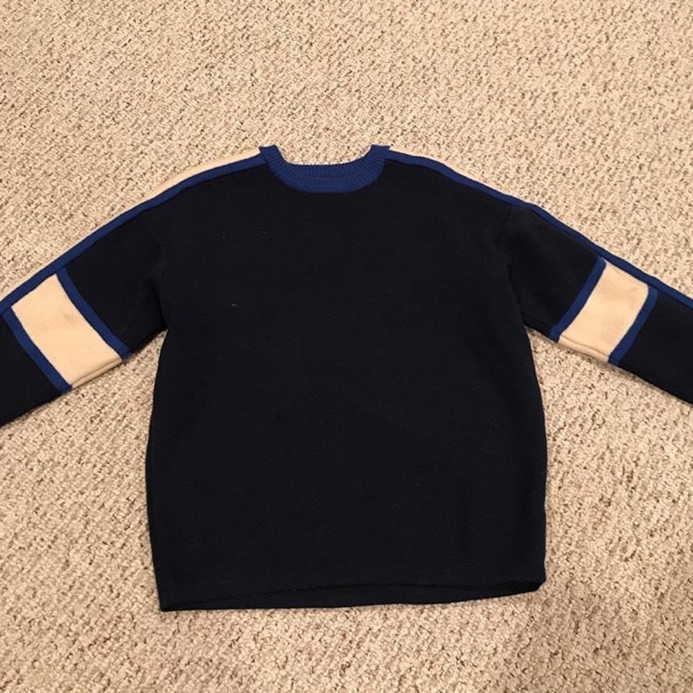 Thrifted !!! sweater